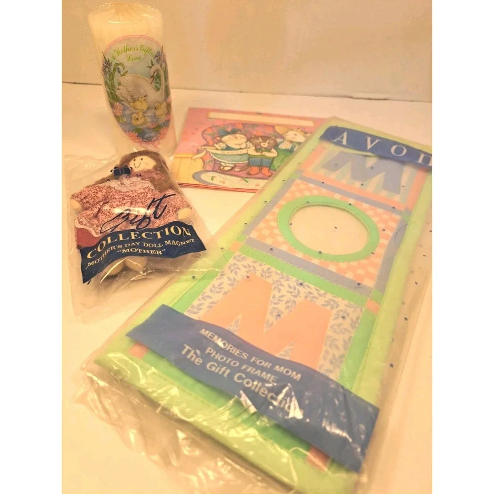 Vintage Avon Mother's Day Gift Collection Lot, Quilted Frame  Card Magnet Candle